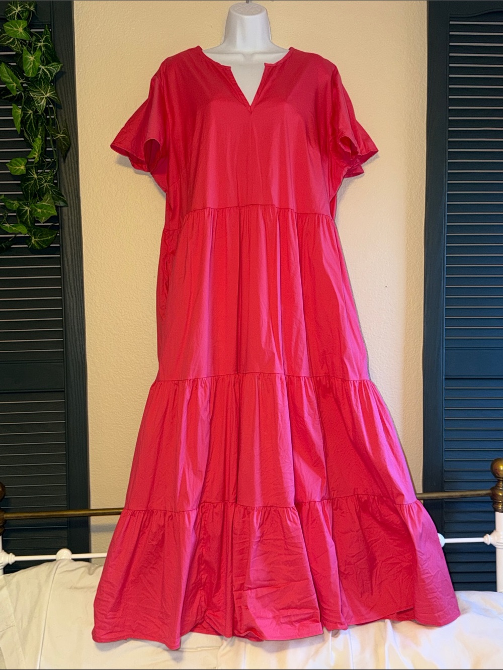Chico’s Tiered V-Neck Maxi Dress Hot Pink Size 18 3.5 Plus Like New Comfortable